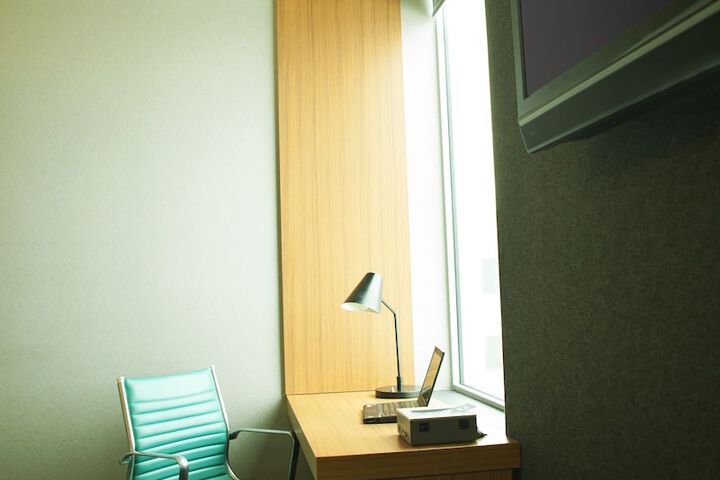 Room 35 of 50