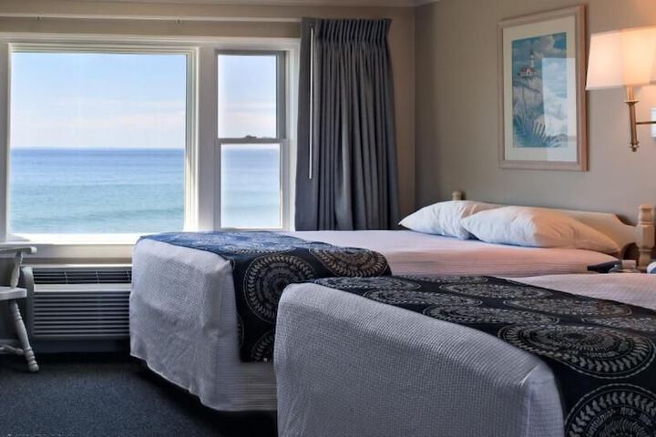 Room 27 of 59