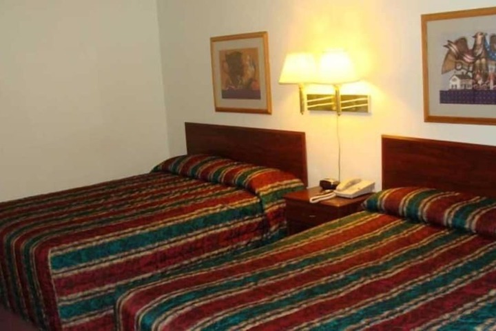 Room 21 of 40