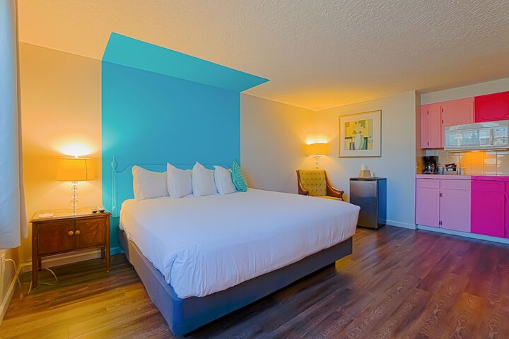 Coast River Inn by OYO Seaside