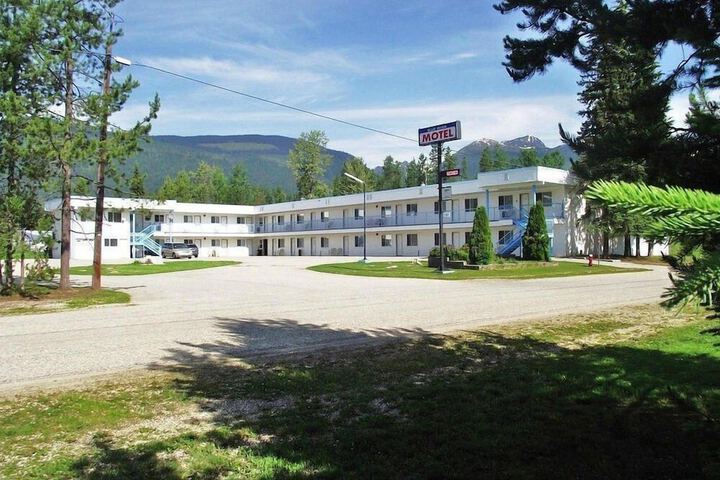 Blue River Motel