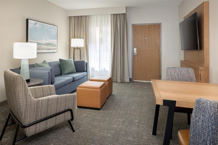 Embassy Suites by Hilton Lexington / UK Coldstream
