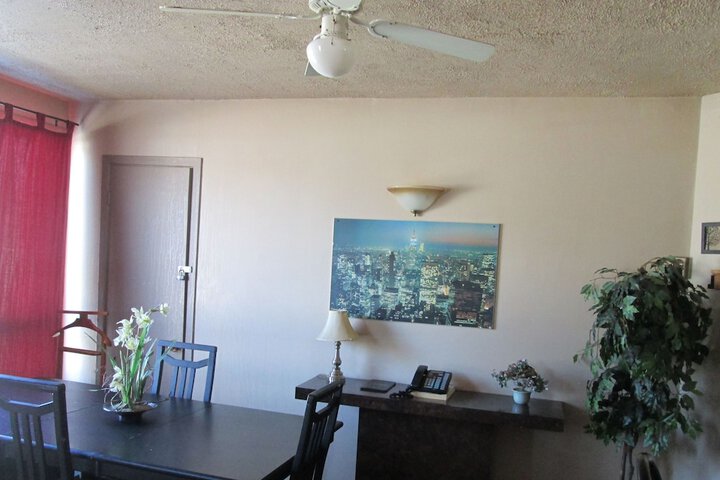 Room 15 of 22