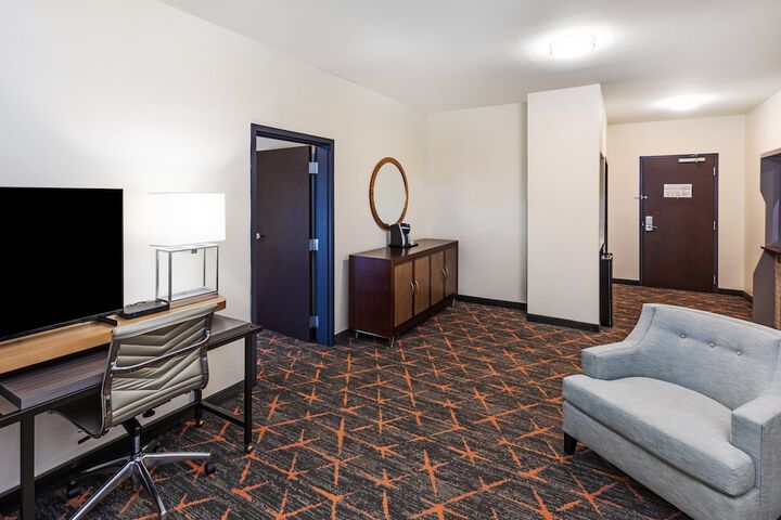 Room 18 of 39