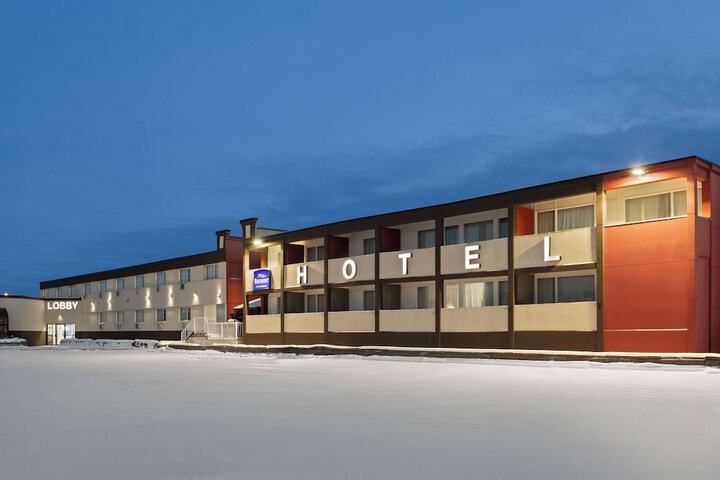 Hotel 3 of 53