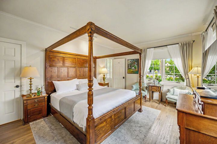 McCully House Inn