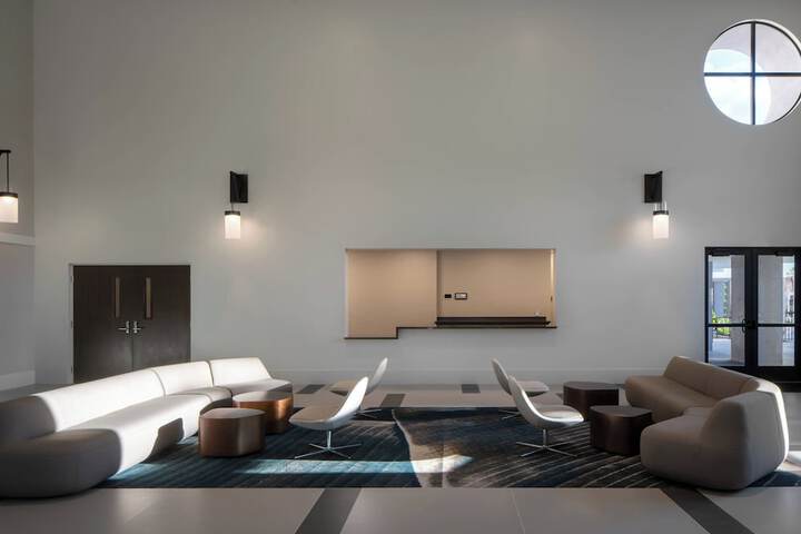 Luminary Hotel & Co. Autograph Collection