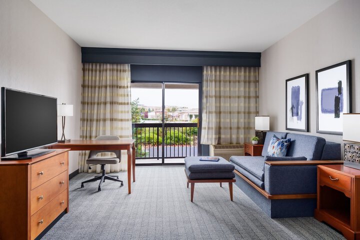 Room 21 of 49