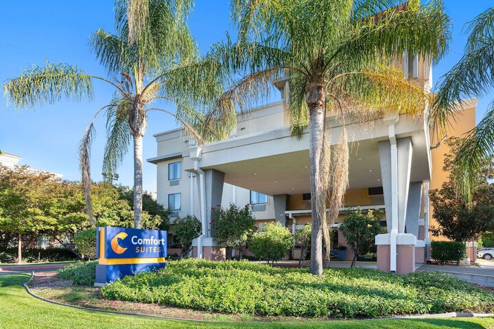 Comfort Suites Vacaville-Napa Valley Area