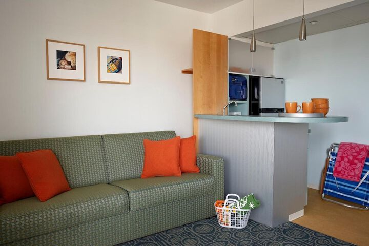 Starlux Hotel