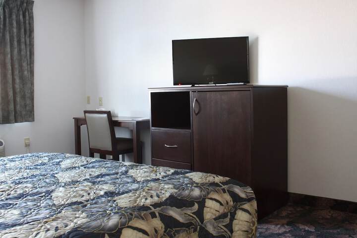 Room 18 of 27
