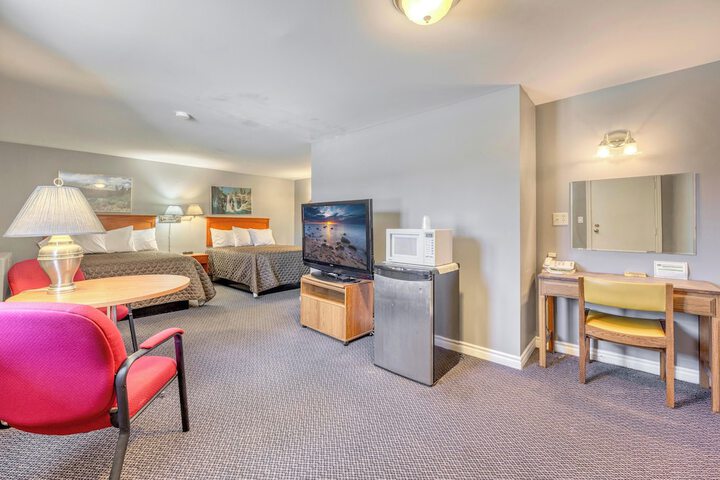 Room 32 of 72