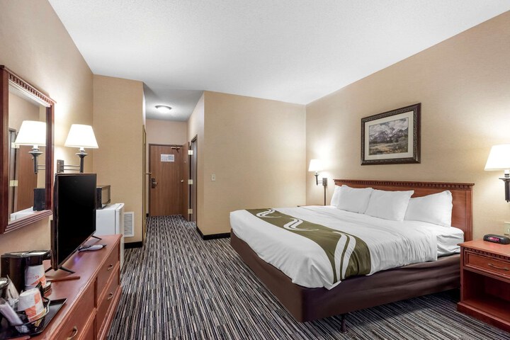 Room 19 of 25