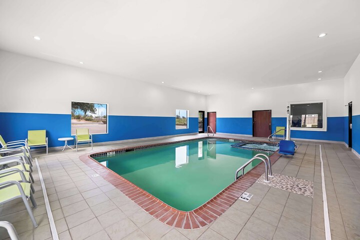 Pool 3 of 36