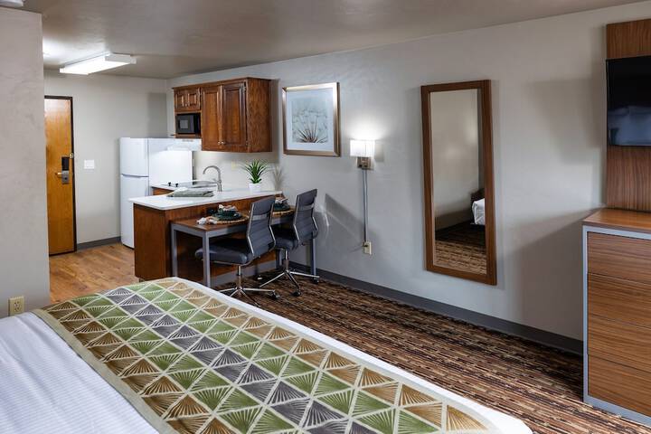 Room 12 of 43