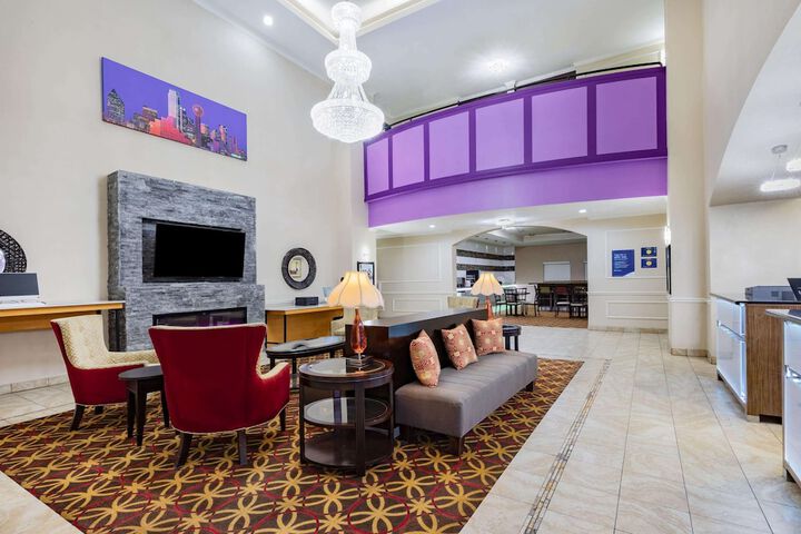 La Quinta Inn & Suites by Wyndham Garland Harbor Point