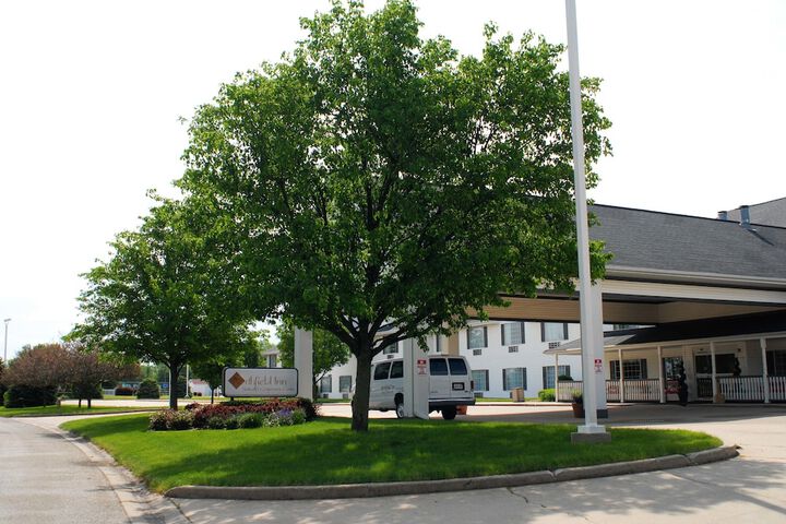 Northfield Inn Suites & Conference Center