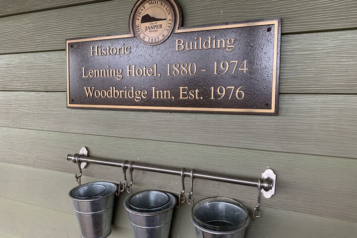 Woodbridge Inn & Tavern