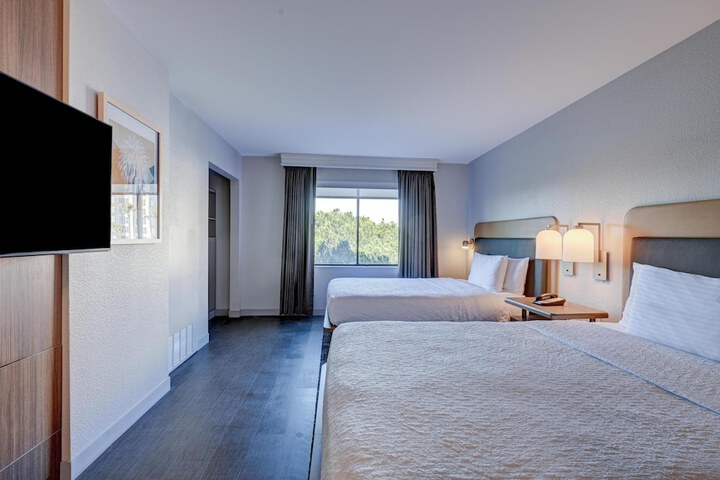 Homewood Suites by Hilton Anaheim-Main Gate Area