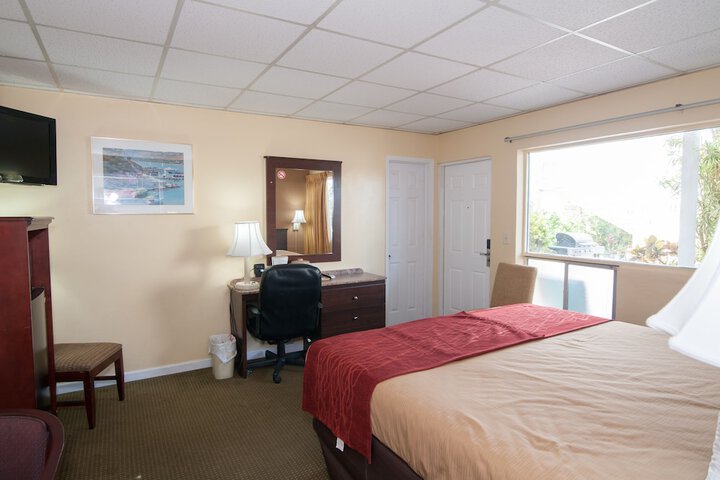 Room 34 of 69