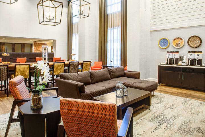 Hotel Interior 10 of 31