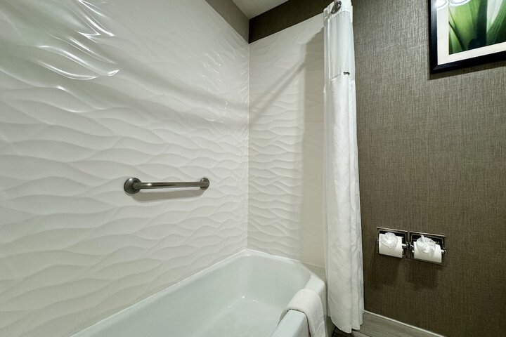 Room 41 of 44
