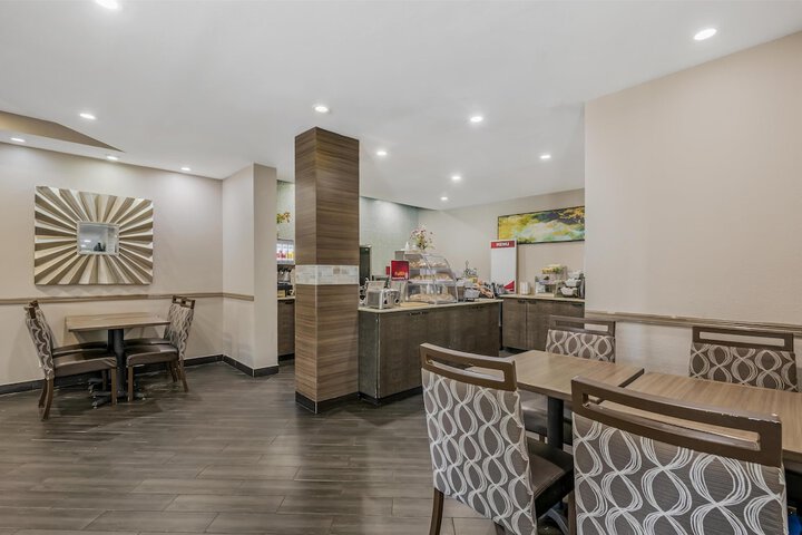 Best Western Plus Sanford Airport / Lake Mary Hotel