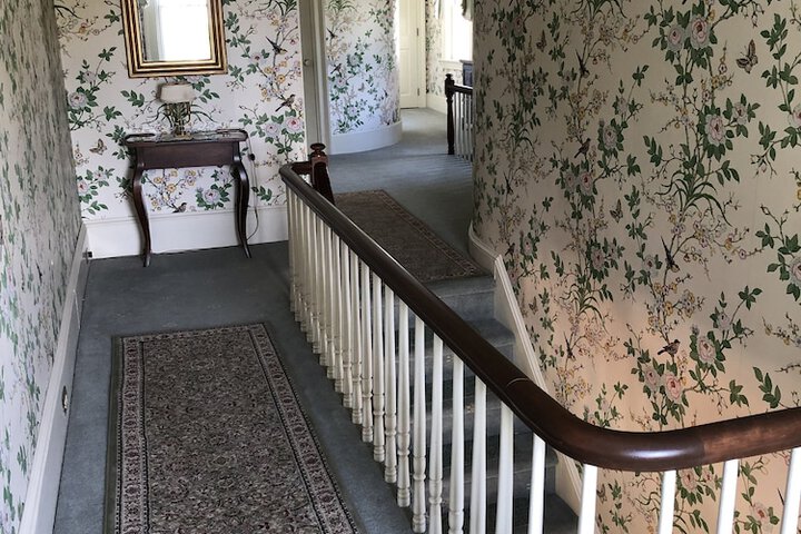 Aiken Manor B & B
