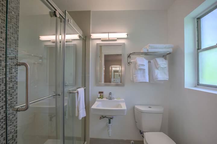 El Sendero Inn an Ascend Collection Hotel