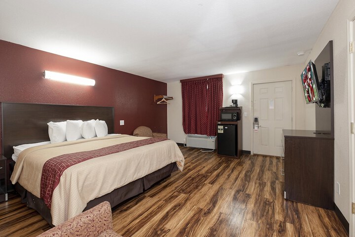 Room 21 of 30