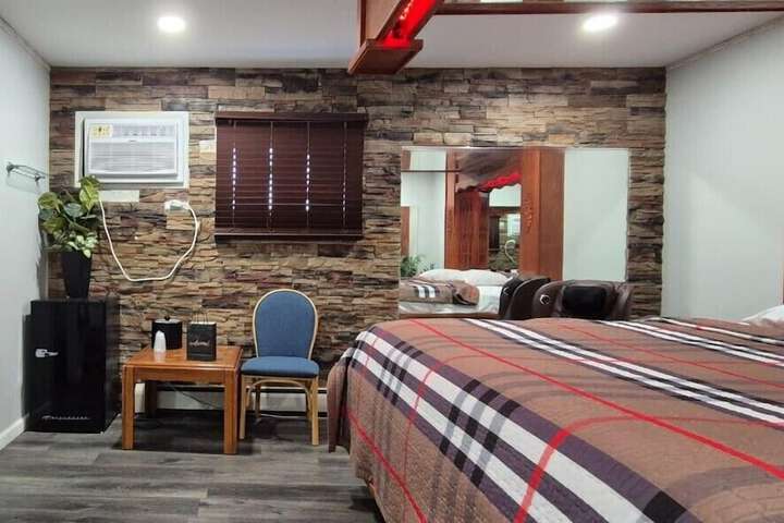 Des Plaines Motel by OYO OHare Airport Chicago