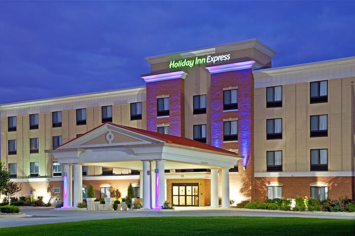 Holiday Inn Express Indianapolis - Southeast by IHG