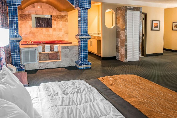 Room 41 of 70
