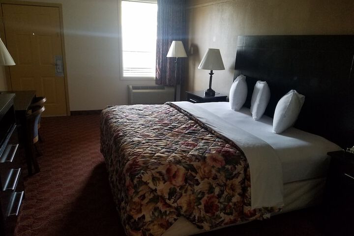 Room 29 of 37