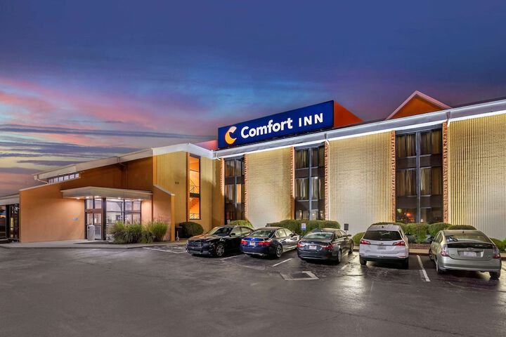 Hotel 6 of 57