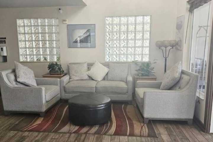 Quality Inn & Suites Silverthorne - Copper Mountain