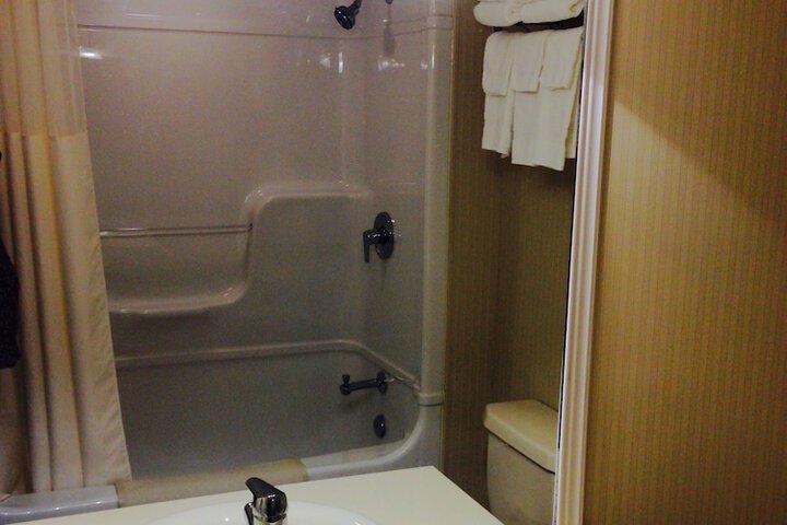 Quality Inn & Suites Garden of the Gulf