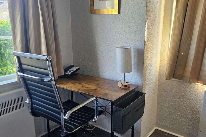 Room 35 of 43