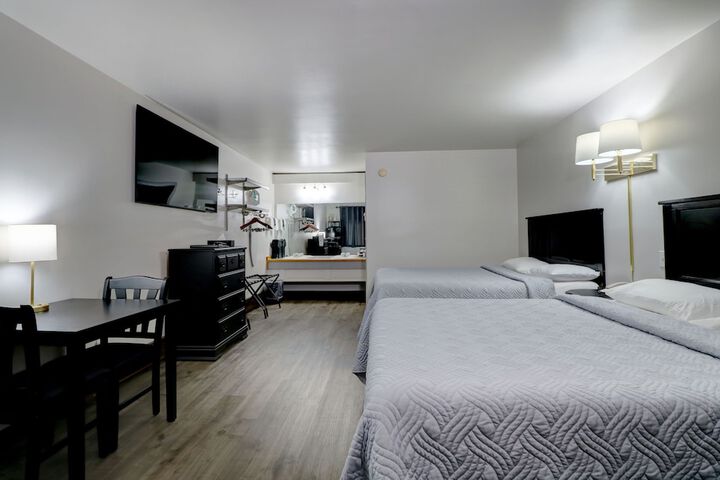 Room 15 of 59