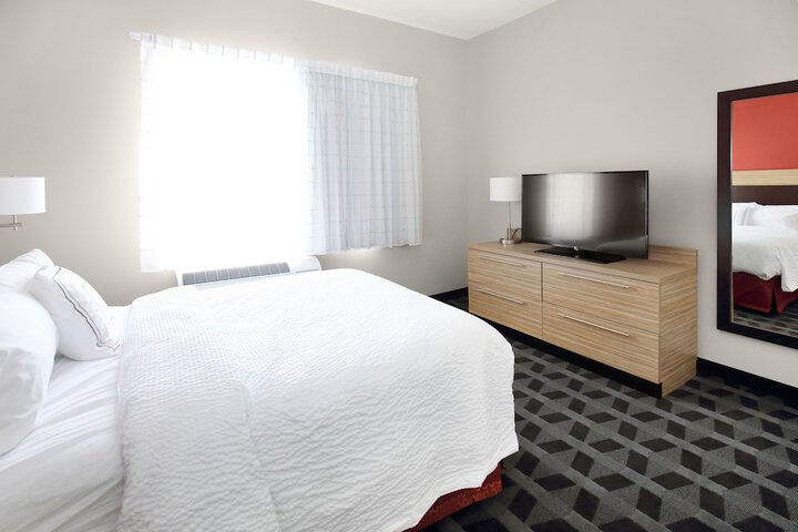TownePlace Suites Grove City Mercer / Outlets