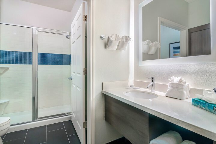Staybridge Suites University Area by IHG