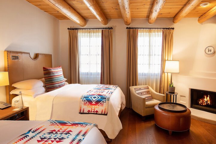 Rosewood Inn of the Anasazi