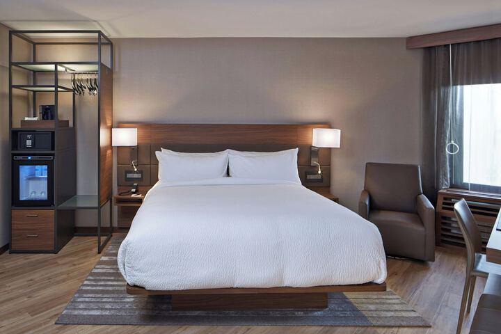AC Hotel by Marriott Atlanta Downtown