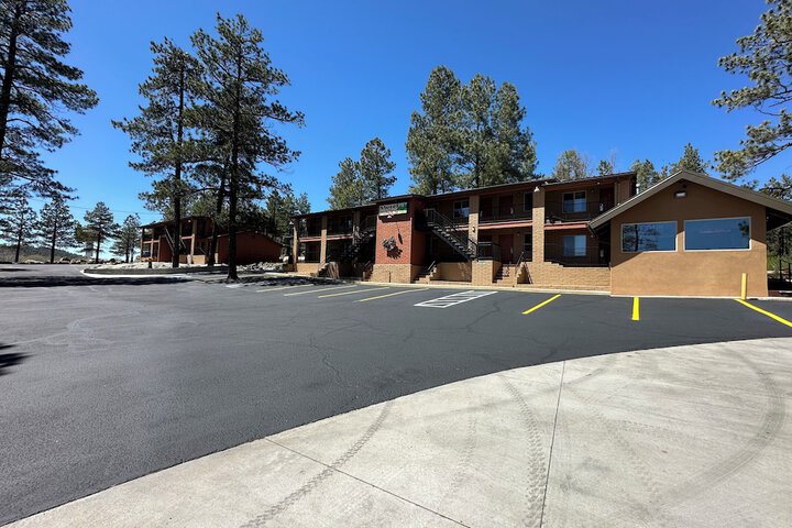 Motel in The Pines