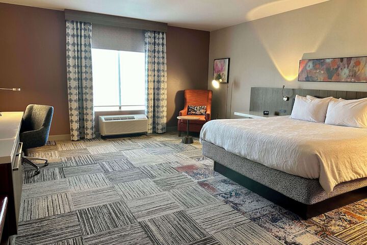 Room 25 of 65