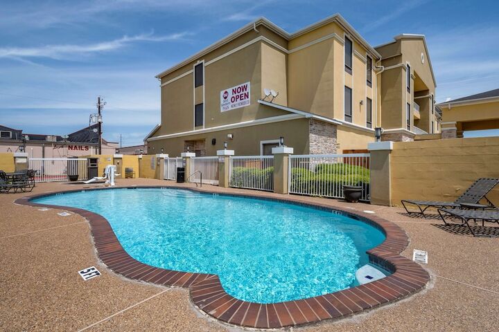 Pool 5 of 42