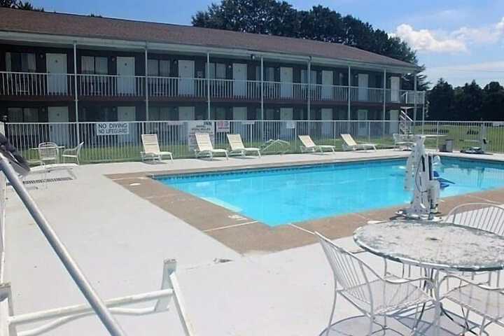 Rodeway Inn Jackson Northwest