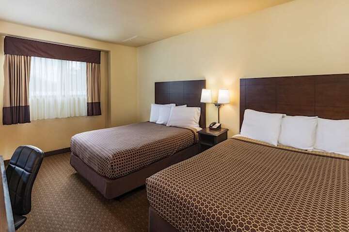 Room 16 of 32