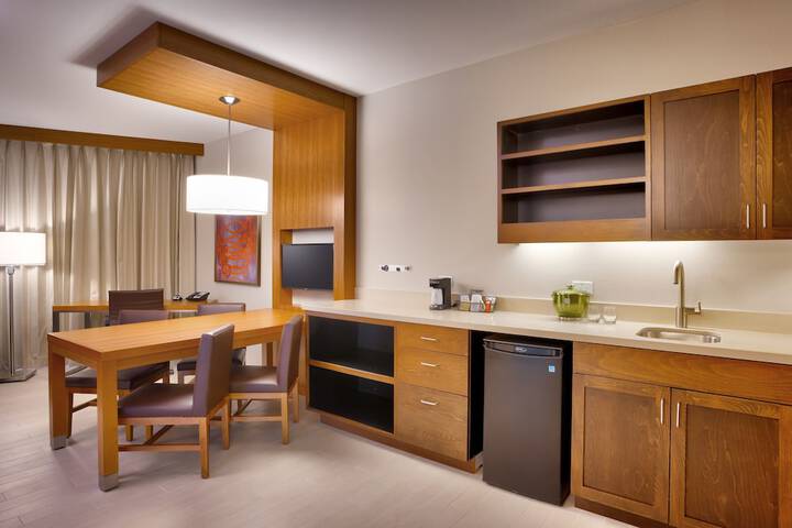 Hyatt Place Emeryville / San Francisco Bay Area