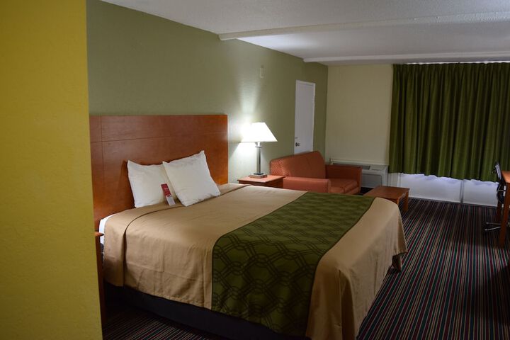 Room 36 of 59